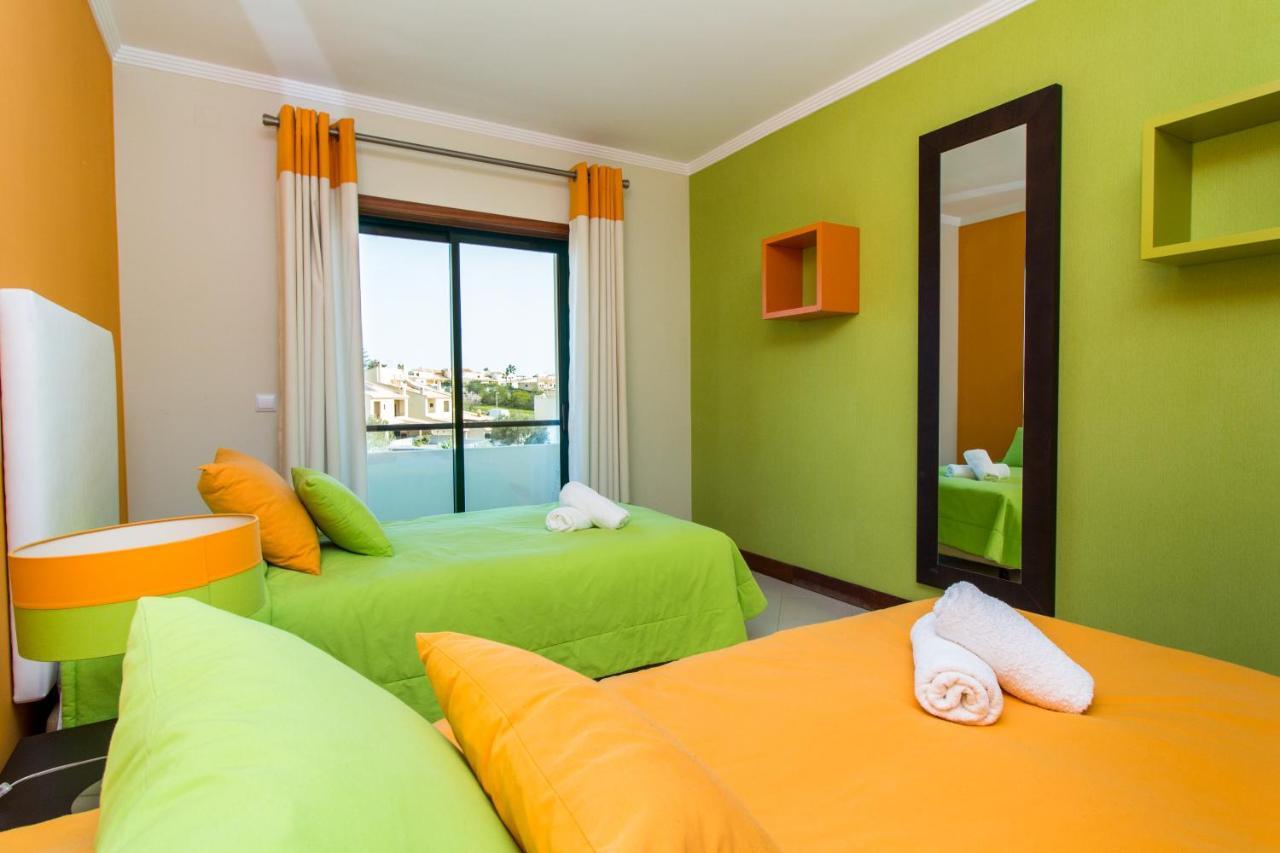 Family Apartment - Pool And Garden & Playground & Beach & Албуфейра Экстерьер фото